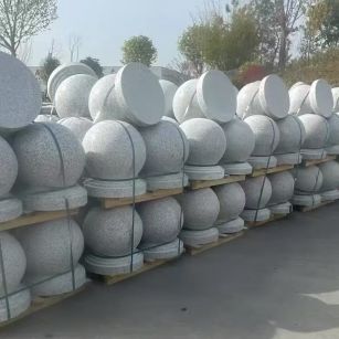 山南 白麻花岗岩石材圆球，石球，挡车球，隔离球，景观石球，风水球等