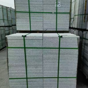 山南 芝麻白火烧，园林广场市政工程地铺石，1.8~5.0厚均有现货