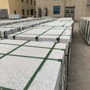 山南 白麻花岗岩5.0公分荔枝面地铺石