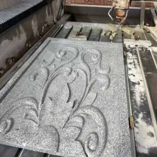 山南 白麻别墅干挂雕花板