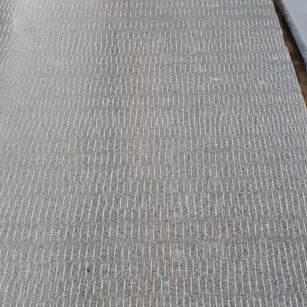 山南 芝麻灰花岗岩斧剁面，刀斩面