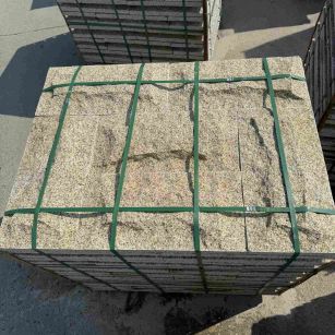 山南 黄金麻花岗岩石材自然面蘑菇石成品