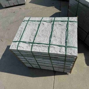 山南 白麻花岗岩石材自然面蘑菇石成品