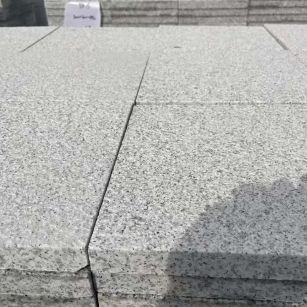 山南 白麻花岗岩石材推荐 荔枝面地铺石