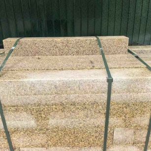 山南 黄金麻花岗岩石材机切面栏杆料半成品