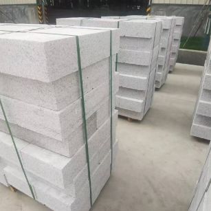 山南 白麻花岗岩路沿石，立缘石，平缘石，路牙石，道牙石，马路牙子等