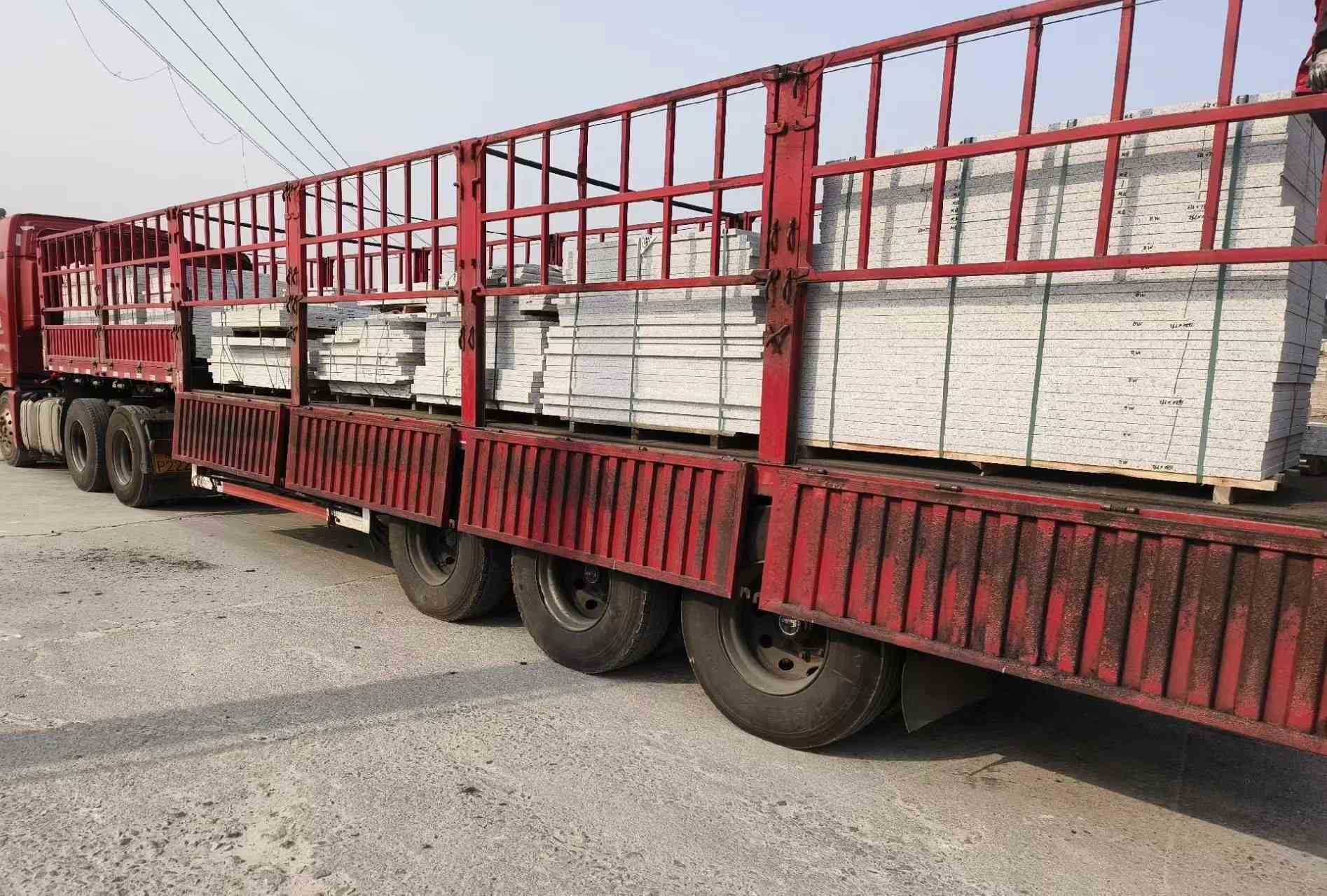 山南 白麻荔枝面外墙干挂，工厂装车日常