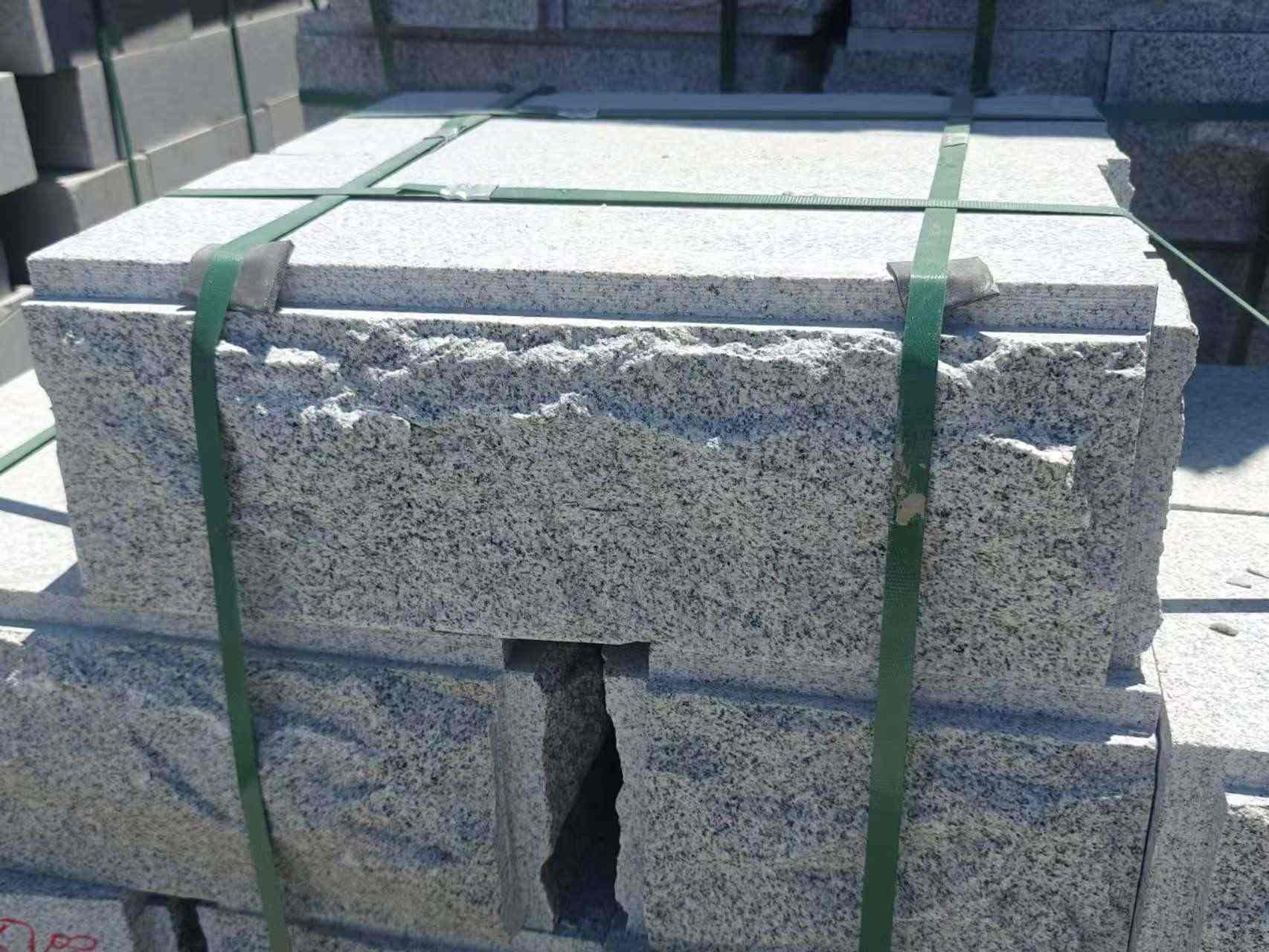 山南 芝麻白花岗岩自然面成品