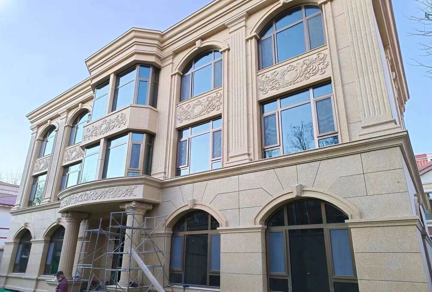 山南 黄金麻花岗岩别墅外墙干挂