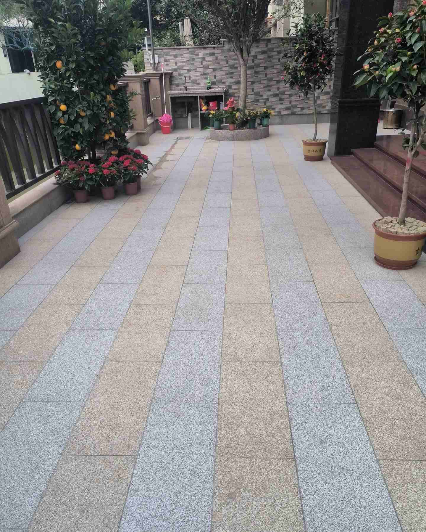 山南 黄金麻白麻荔枝面庭院铺装展示