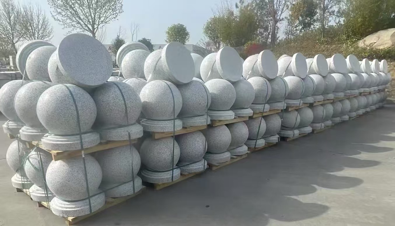 山南 白麻花岗岩石材圆球，石球，挡车球，隔离球，景观石球，风水球等