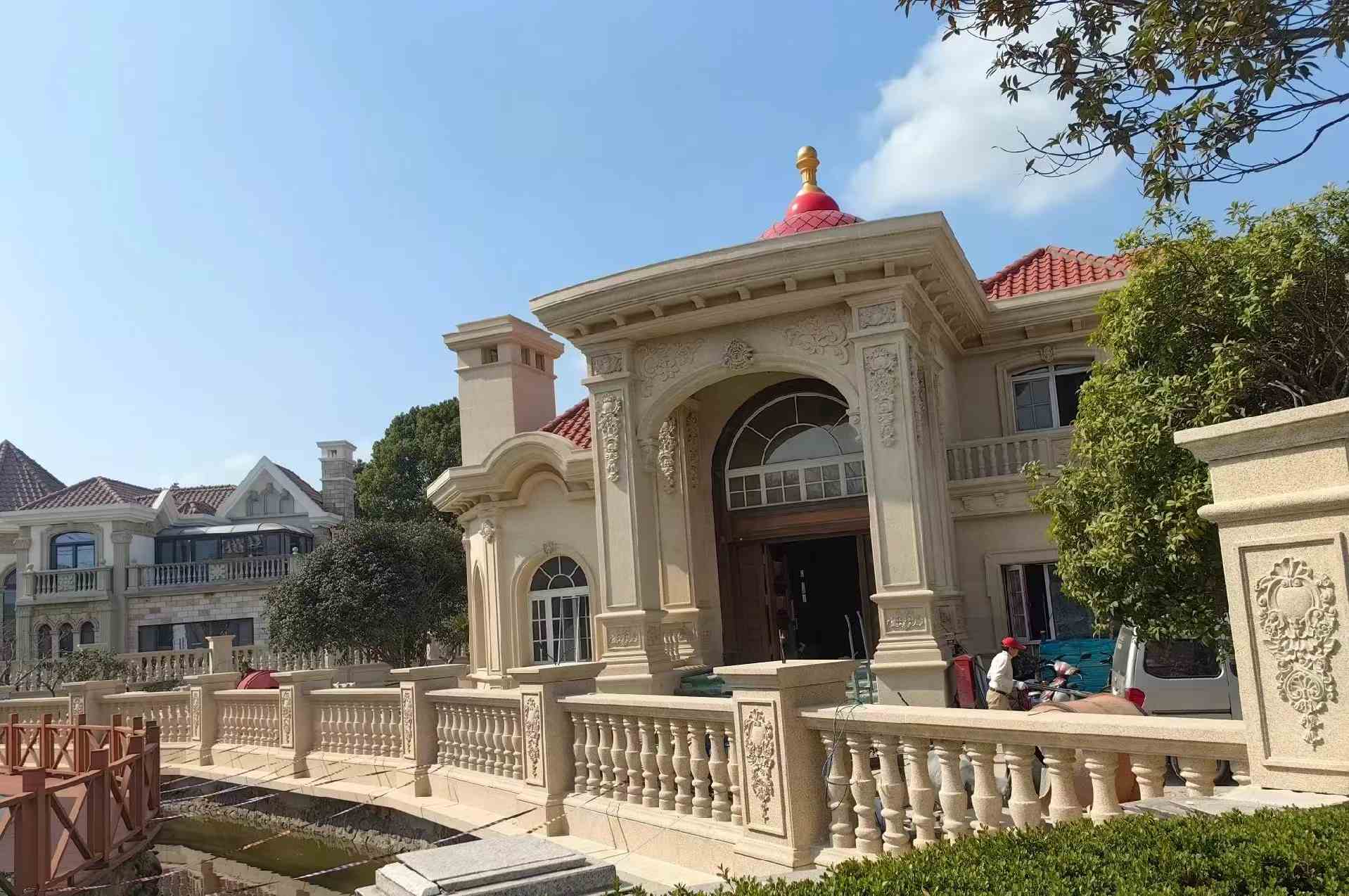 山南 黄金麻花岗岩欧式别墅