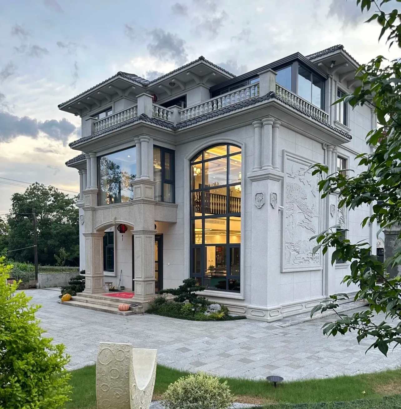 山南 白麻花岗岩私人别墅干挂石材豪华定制