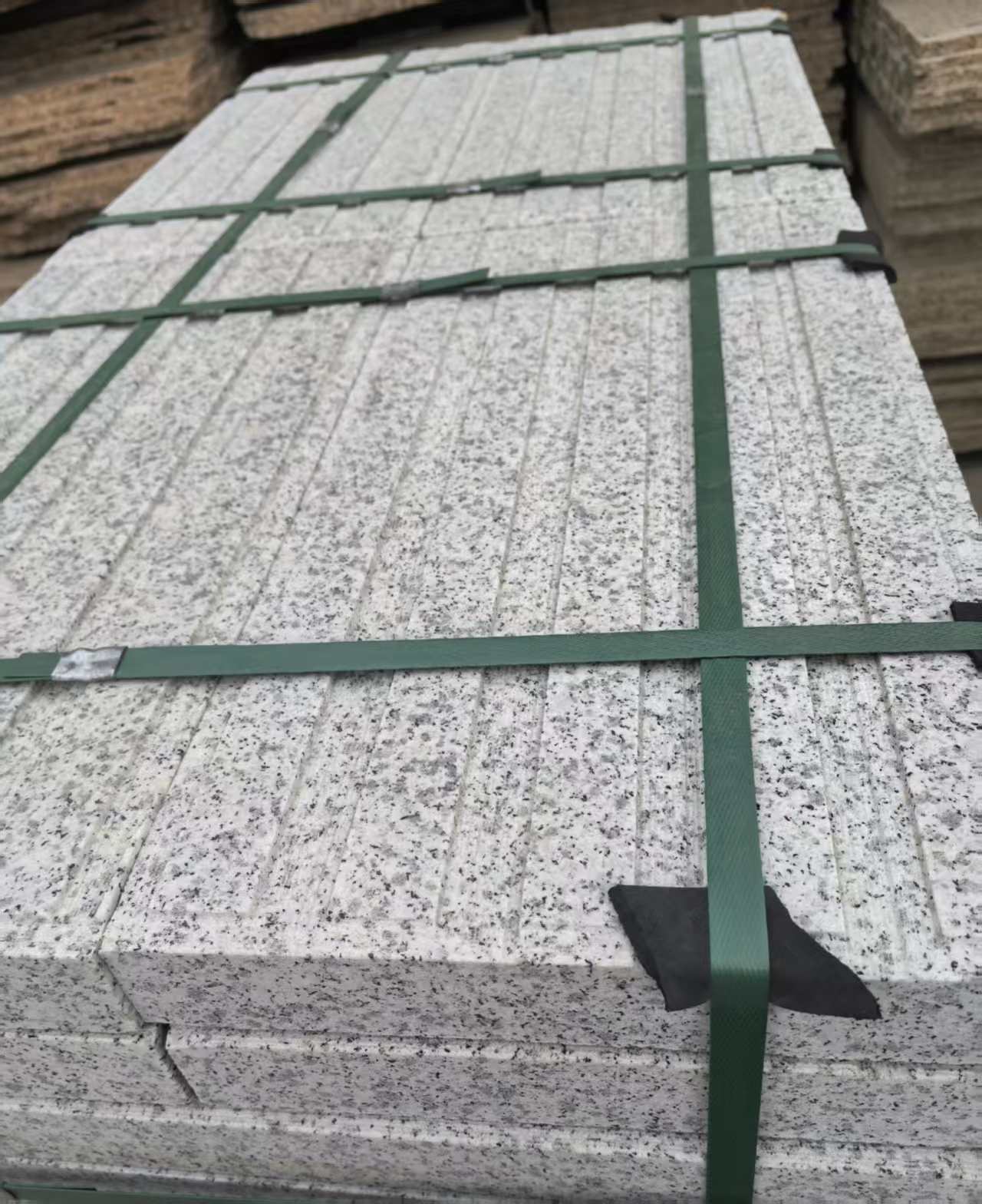 山南 白麻花岗岩直行盲道石，盲条，地铺石