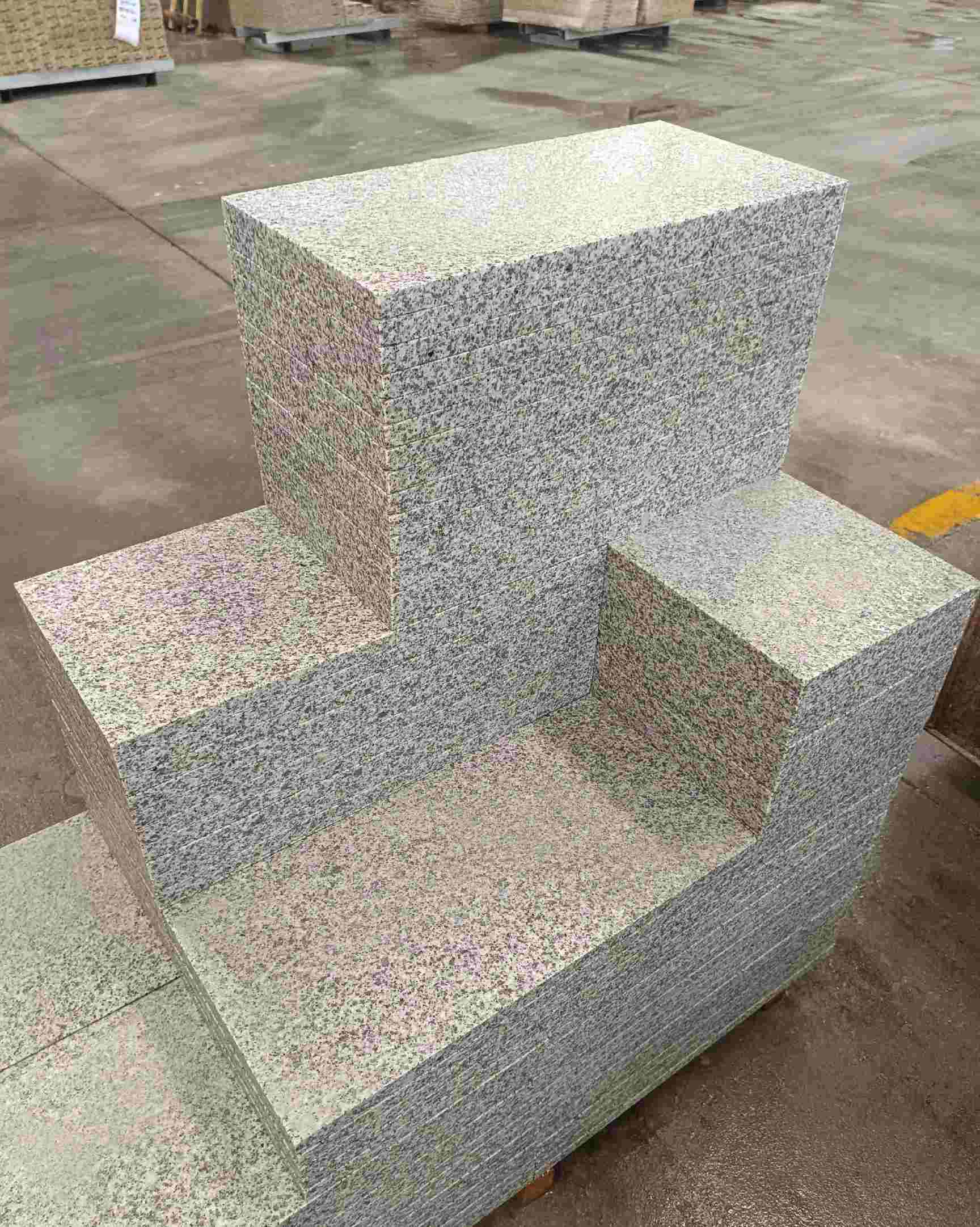 山南 白麻花岗岩荔枝面地铺石