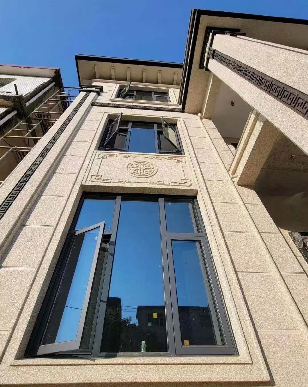 山南 黄金麻荔枝面别墅外墙干挂效果展示