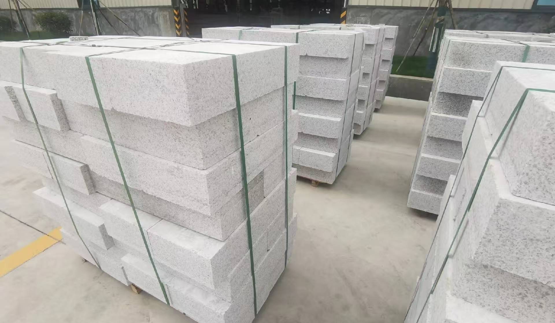 山南 白麻花岗岩路沿石，立缘石，平缘石，路牙石，道牙石，马路牙子等